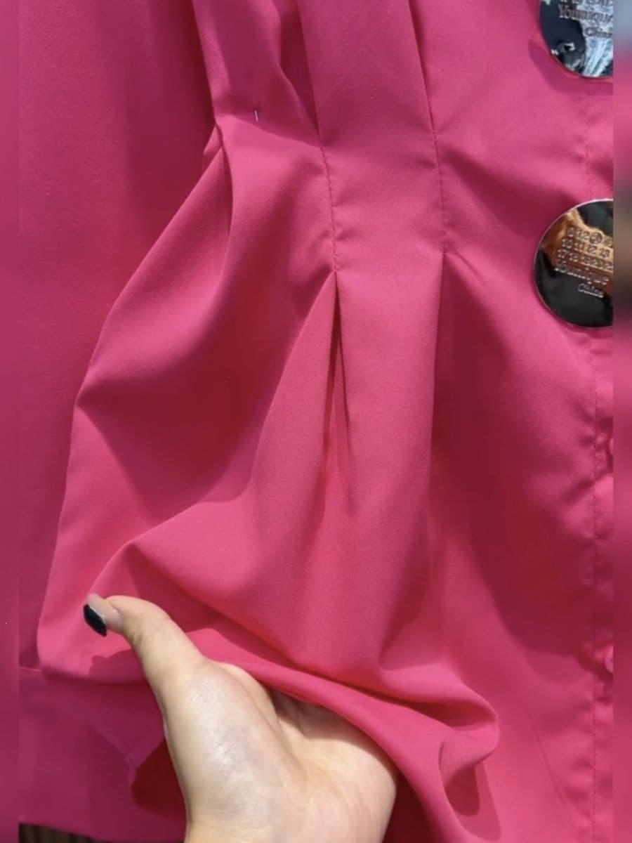 Trendy Spring and Autumn Candy-Colored 2026 Large Button Plus-Size Women's Slimming New Style Shirt with Waist-Cinching Design for Plus-Size Women