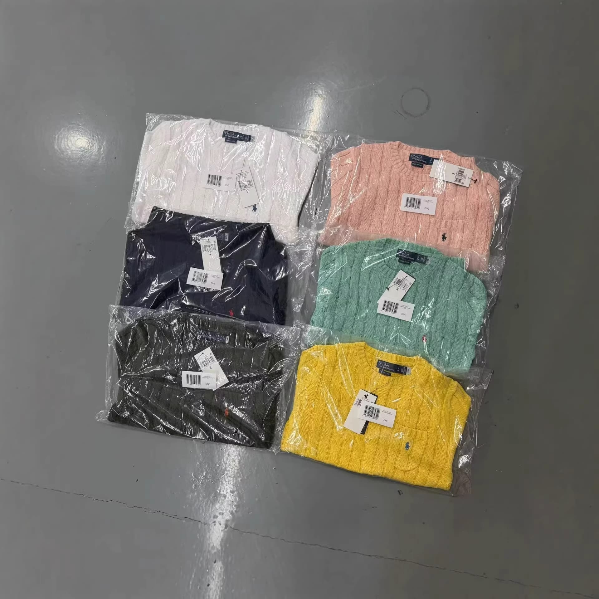 RL Ralph Lauren Crew Neck Pocket Knit Short Sleeve Shirt with Small Pony Embroidery, Fashionable and Versatile High Quality, Code Scanable