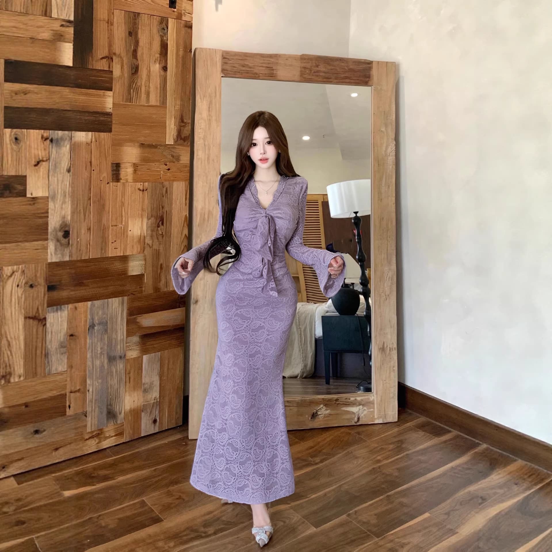 Mature Elegance V-Neck Ribbon Lace Dress for Women, New Spring and Fall Style, Waist-Cinching Slim Fit Mermaid Tail Dress