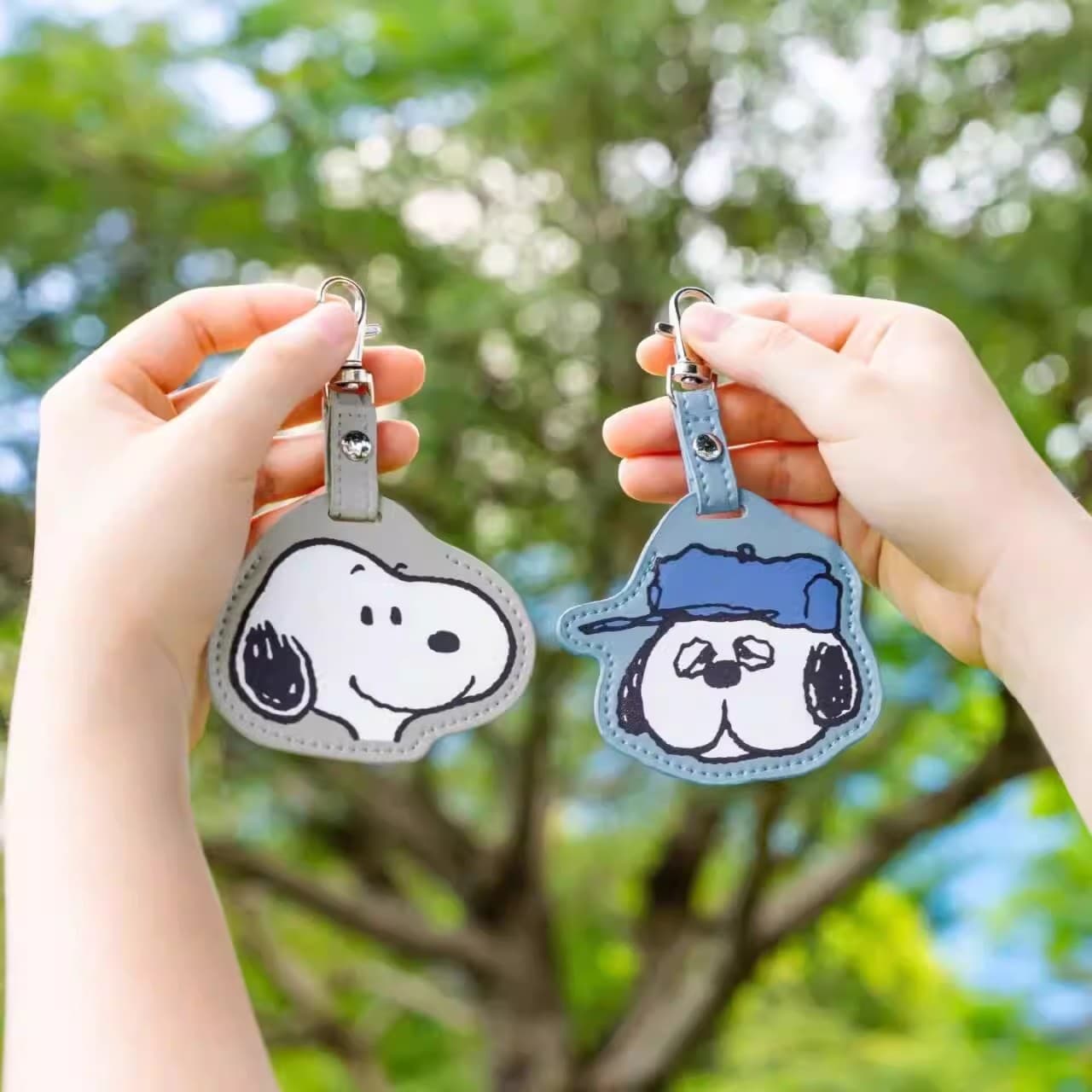 Japanese Snoopy Access Card Protector Cute Cartoon Olaf RFID IC Card Case Keychain Leather Pendant