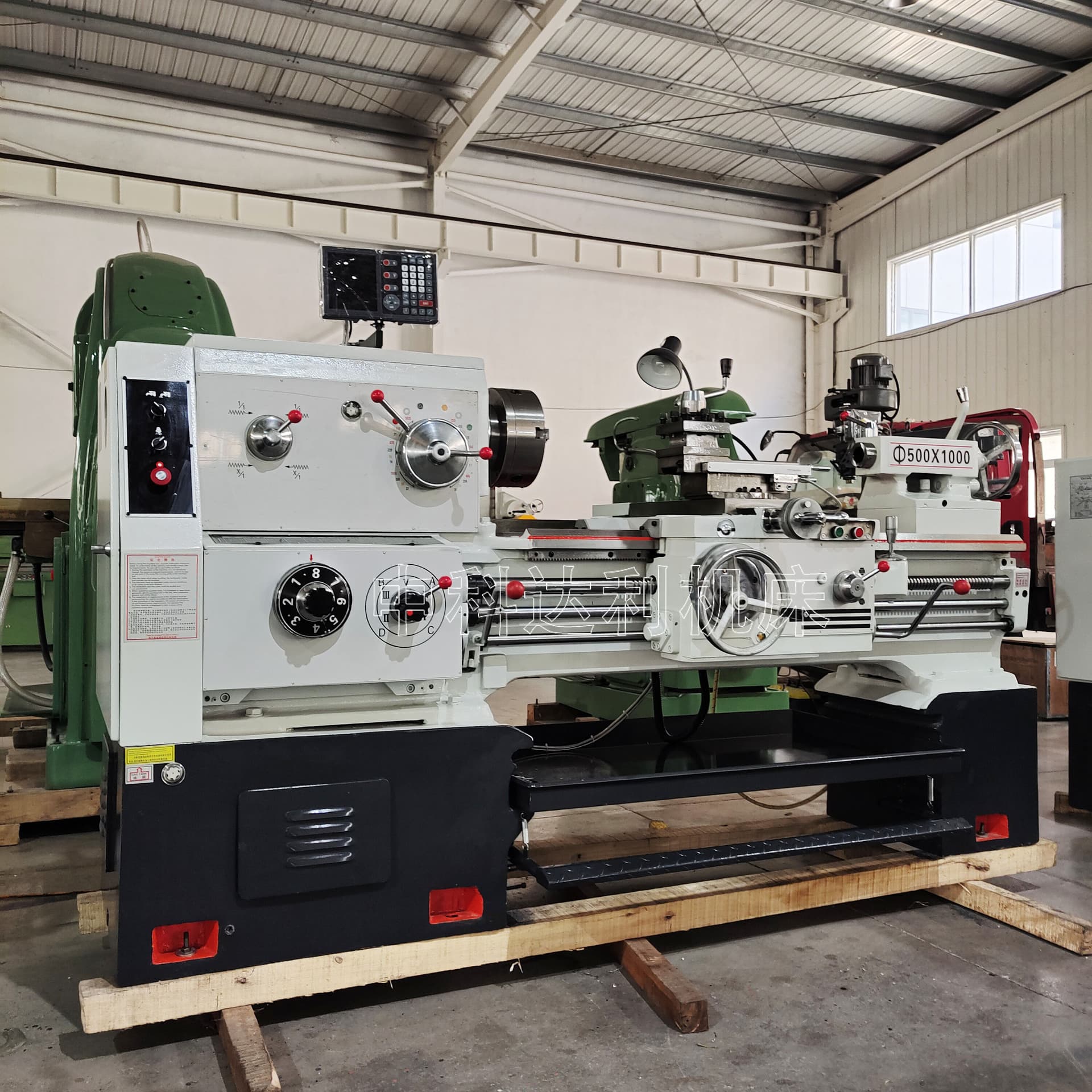 Factory Sale CA6150*1 Meter Ordinary Lathe Spindle Bore 52 Turning Various Shaft Workpieces Teaching Use