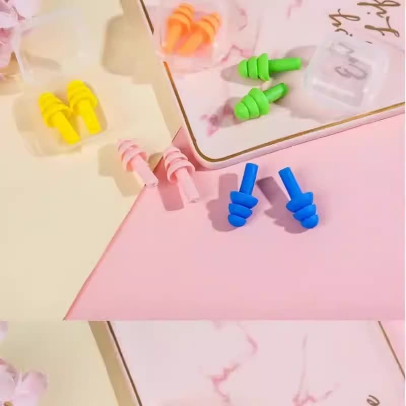 Manufacturer's Christmas tree-shaped anti-noise swimming soundproof earplugs, rafting diving study noise reduction silicone earplugs.