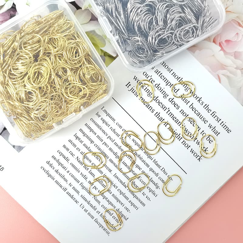 Factory Hot Regular Small Paper Clips 200pcs Box Metal Bookmark Clips Paper Clips Wholesale