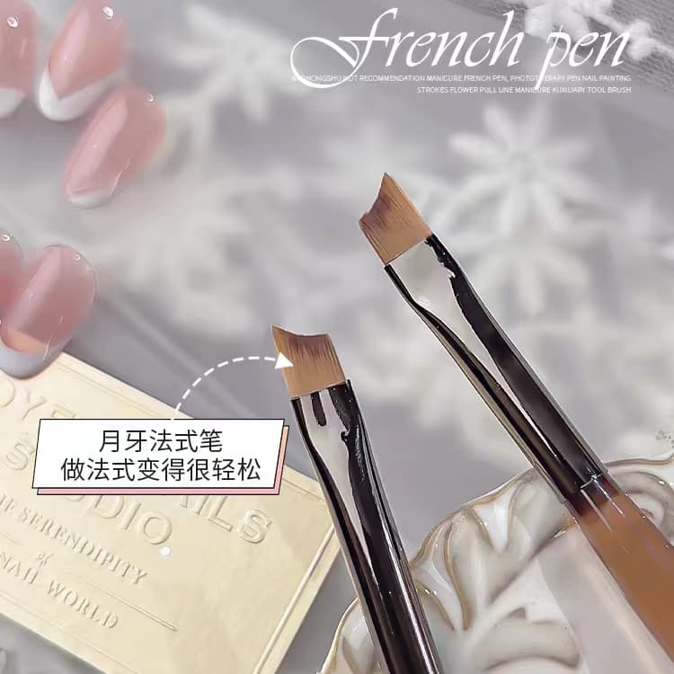 Nail French Crescent Brush for Arc Painting, Edge Drawing, Gel Nail Art Floral Brush, Japanese Half-Moon Arc Petal Brush, Nail Art Tool