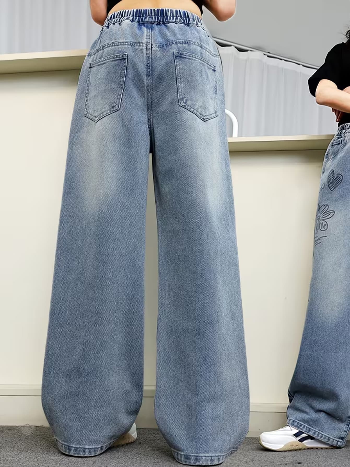 New Girls' Spring/Autumn Jeans, Loose Casual Straight-Leg Pants for Older Kids, Stylish and Versatile Wide-Leg Pants