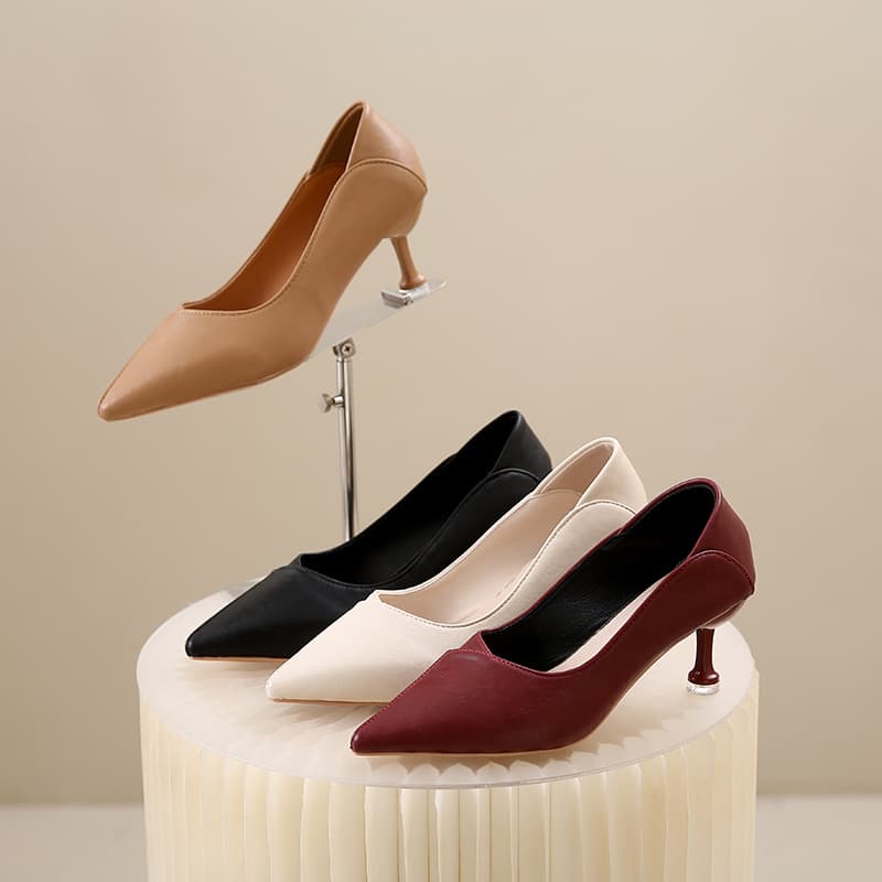 3cm Small Heel Pointed High Heels Women's Low Heel Two-Wearing Soft Leather Soft Bottom Black Professional Work Shoes Trendy Work Shoes