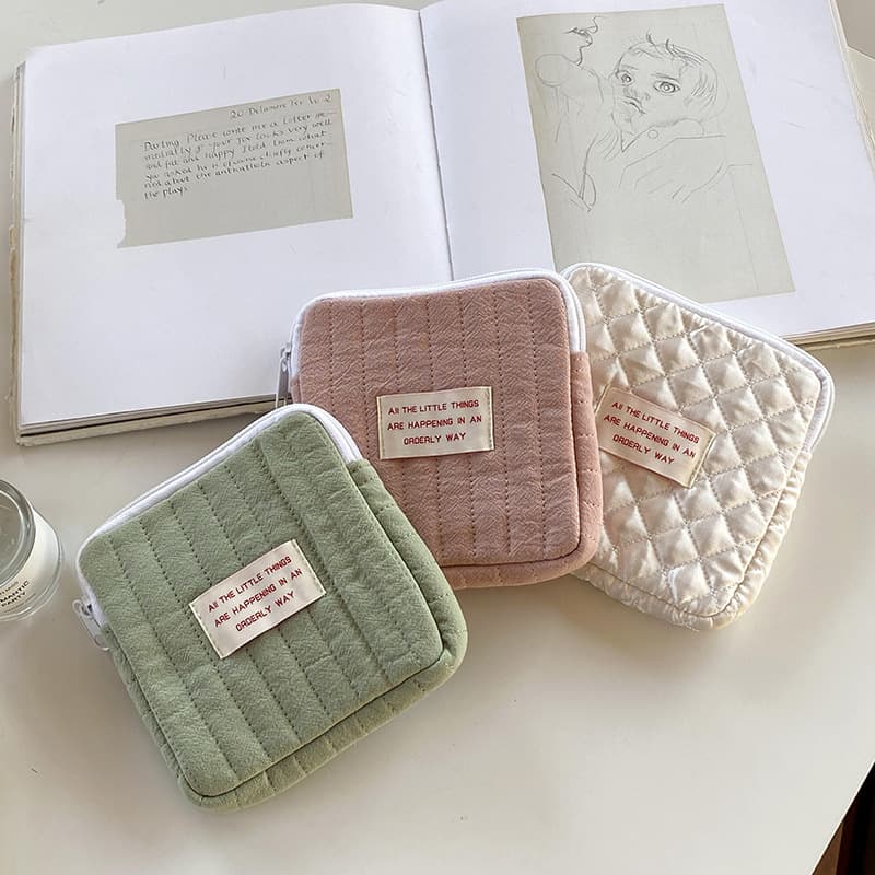 Sanze/Cute Portable Cosmetic Bag Sanitary Cotton Bag Headphone Bag Red Bag Digital Organizer Storage Bag
