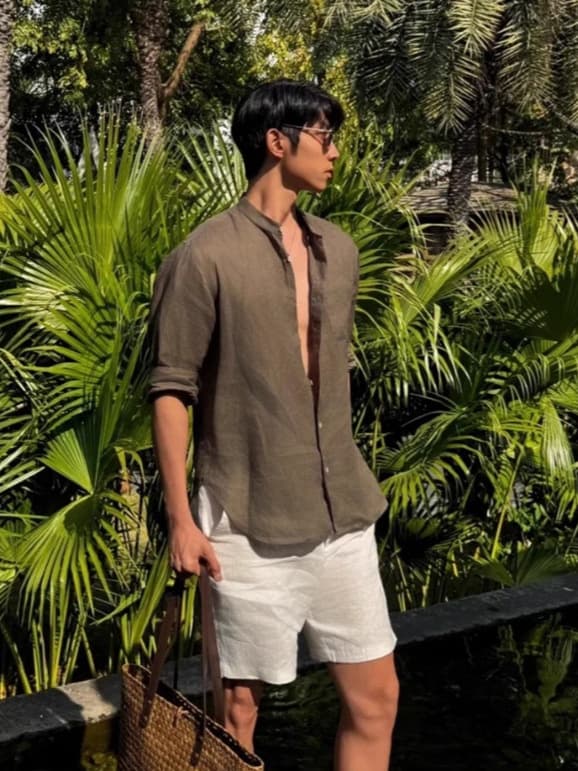 Old Money Style Solid Color Stand Collar Linen Cotton Shirt for Men, Summer Casual Relaxed Vacation Sun Protection Shirt