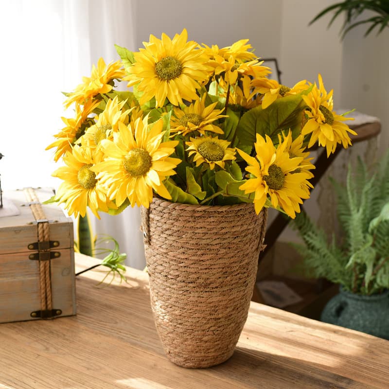 Large Woven Grass Flower Basket Vase Decoration for Living Room, Reed Dried Flower Rattan Planter, Light Luxury Premium Style
