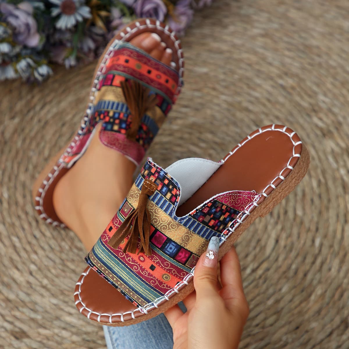 Cross-border Bohemian Flat Slippers for Women 2026 Summer New Ethnic Style Tassel Beach Sandals Large Size Women's Slippers