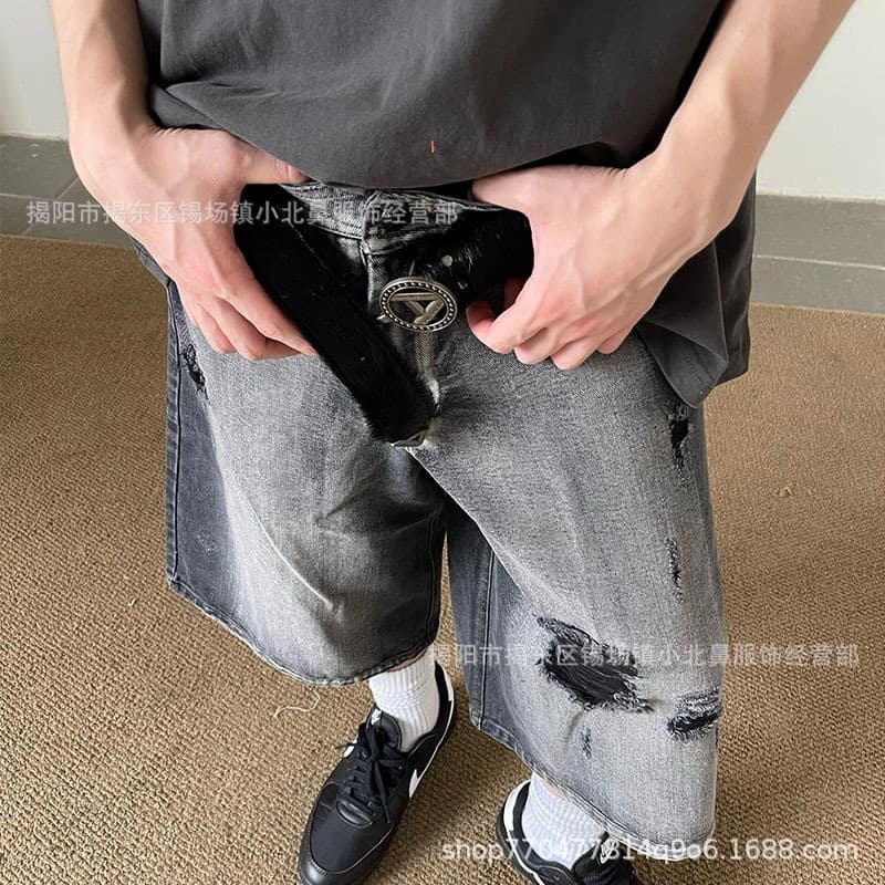 American high street denim cropped pants for men in summer washed ripped loose wide leg shorts vintage trendy pants