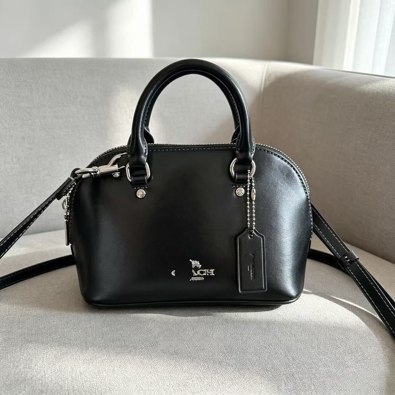Cross-border Wholesale 2026 New C Brand Carriage Logo Shell Handbag Versatile Shoulder Crossbody Bag High-end Women's Bag
