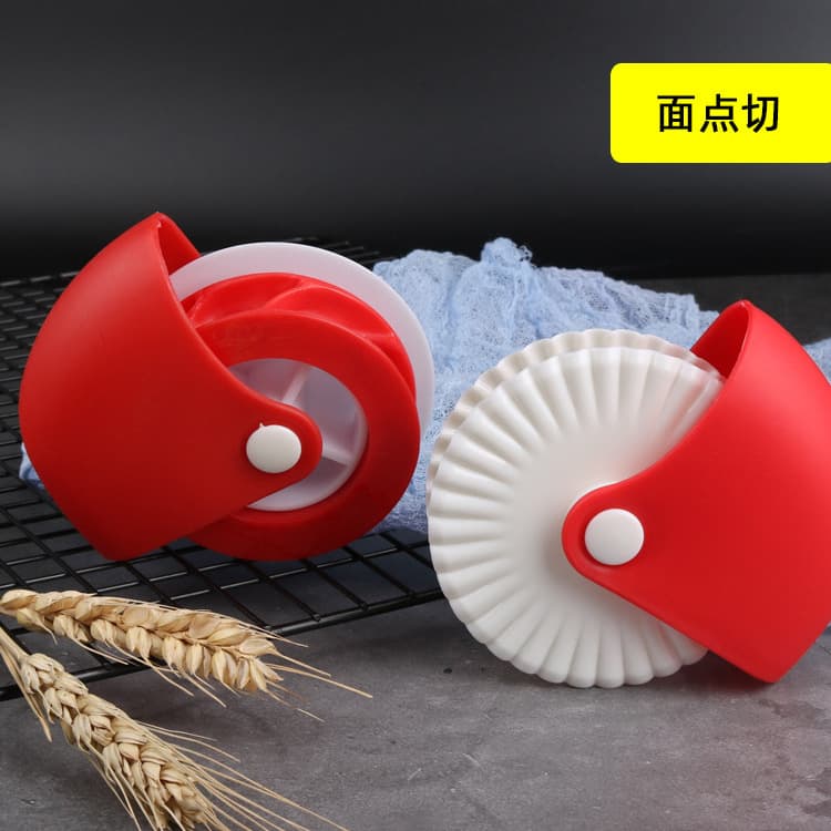 Baking Tool Pastry Cutting Wheel Crimping Wheel Manual Pasta Cutter Roller Knife Creative Kitchen Gadget