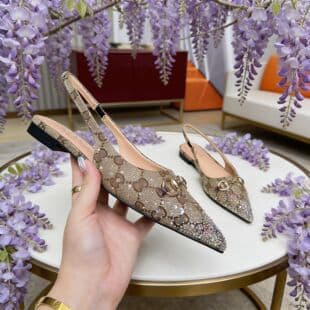 European and American Fashion Flat Shoes with Letter Rhinestone Pointed Toe Sandals 2026 New Metal Buckle Webbing Strap Runway Style Export Trend