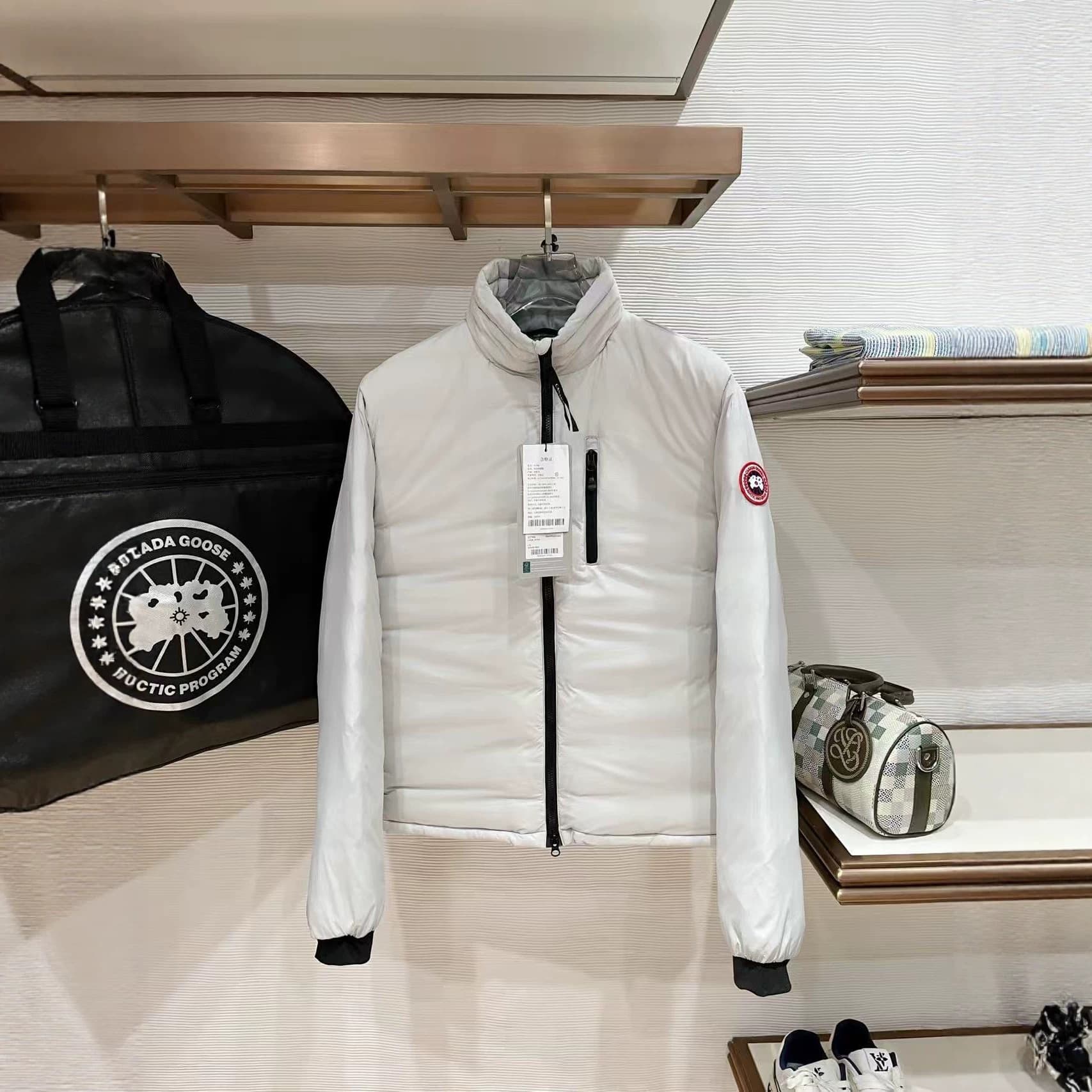 Foreign trade Canadian goose and duck feather 2026 autumn and winter new product Lodge stand-collar white duck down jacket 5079 for men