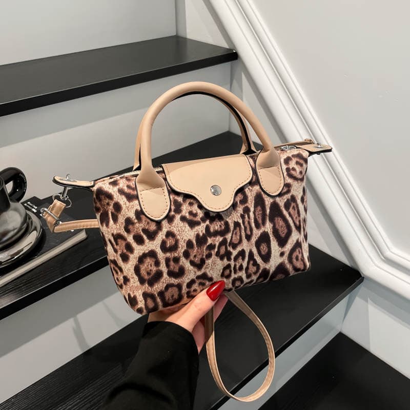 Leopard Print New Casual Fashion Autumn Winter Small Square Bag Women Personalized High-end Texture Stylish Versatile Crossbody Bag