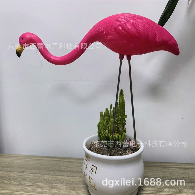 Mini flamingo ornaments, jewelry store gold shop window decoration, internet celebrity check-in display props