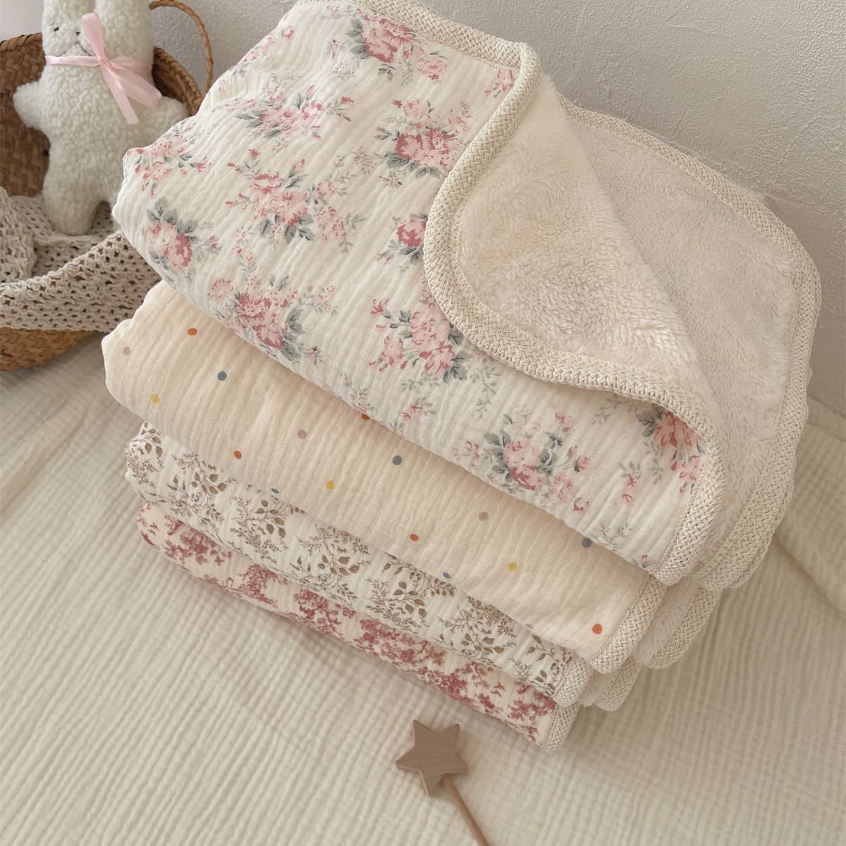 INS Korean Floral Cotton Gauze Fleece Blanket Double-Sided Double Layer Cotton Crochet Edge Blanket Baby Cover Blanket Hug Blanket Swaddle