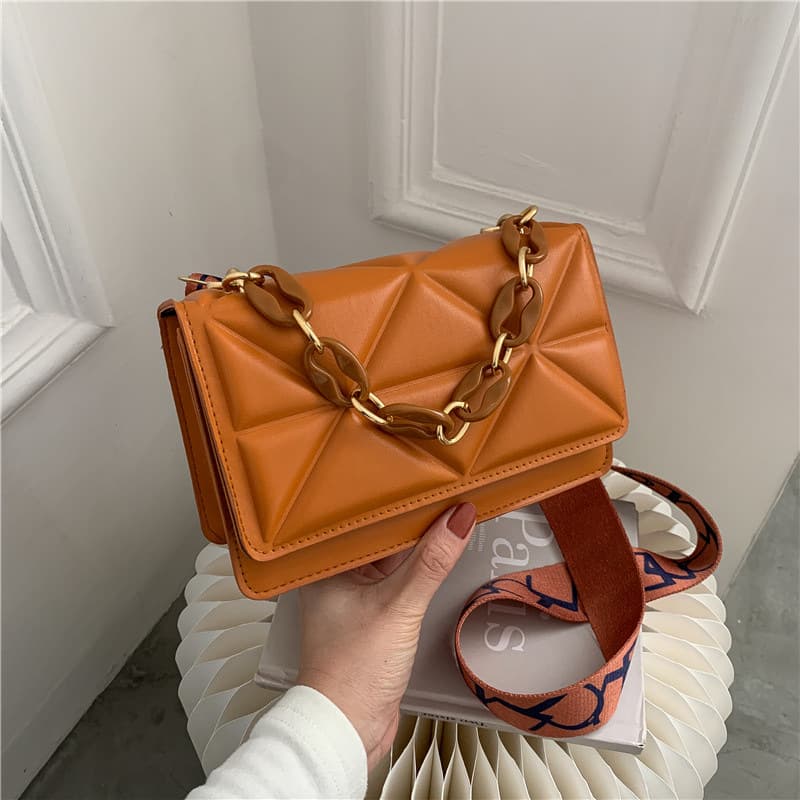 Simple Casual Handbag Fashion 2026 New Retro Style Wide Shoulder Strap Single Shoulder Bag Trendy Chunky Chain Small Bag