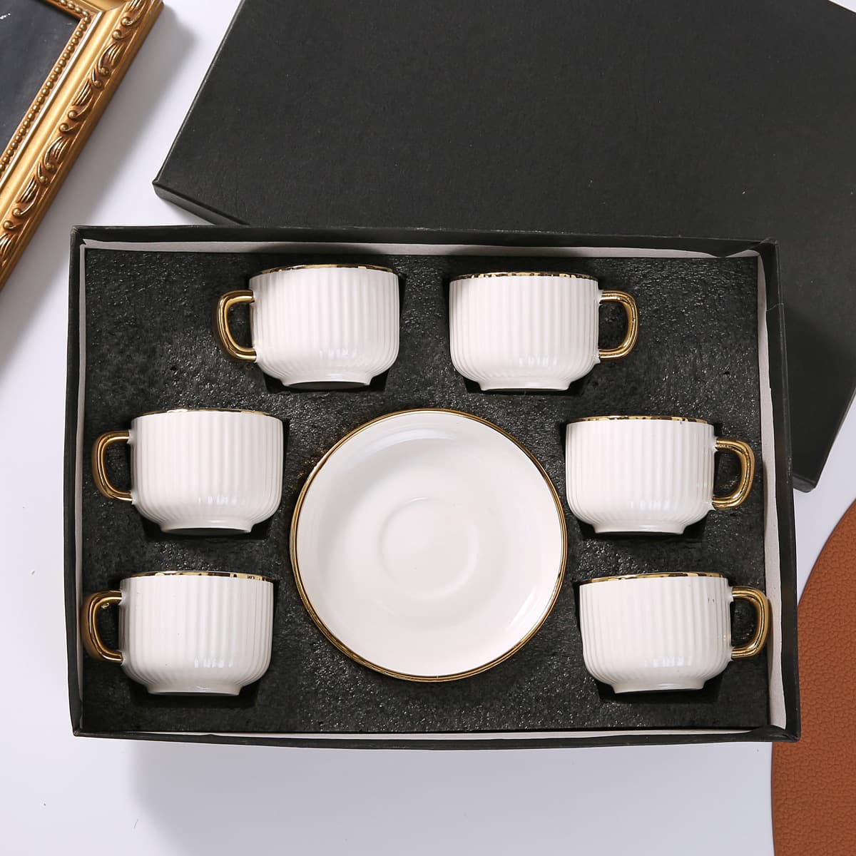 European-style ceramic coffee cup with gold rim, high-end striped ceramic coffee cup, 6 cups and 6 saucers gift box set