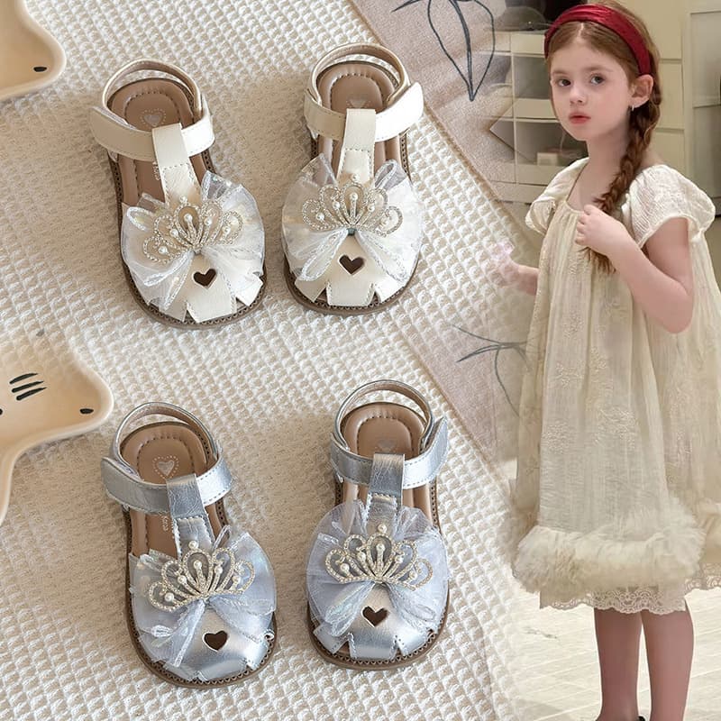 Girls Princess Sandals Summer New Pearl Crown Bow Soft Sole Closed Toe Hollow Out Little Girls Toddler Shoes