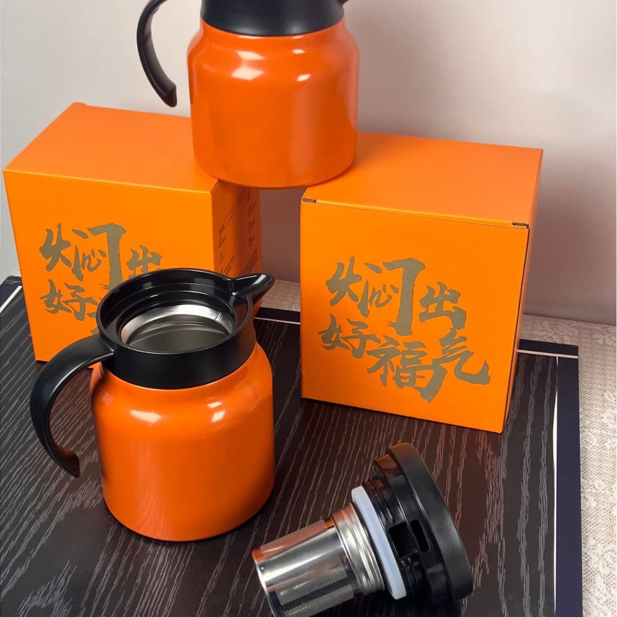 800ml food-grade 316 stainless steel teapot with tea and water separator for brewing aged white tea and coffee. Wholesale insulated teapot.