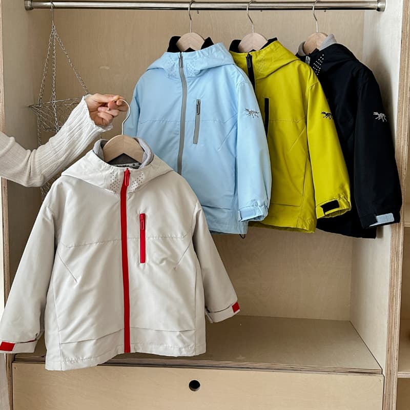 2025 New Style Children's Autumn/Winter 3-in-1 Fleece-lined Windbreaker for Boys and Girls, Three-proof and Detachable Outerwear, Trendy