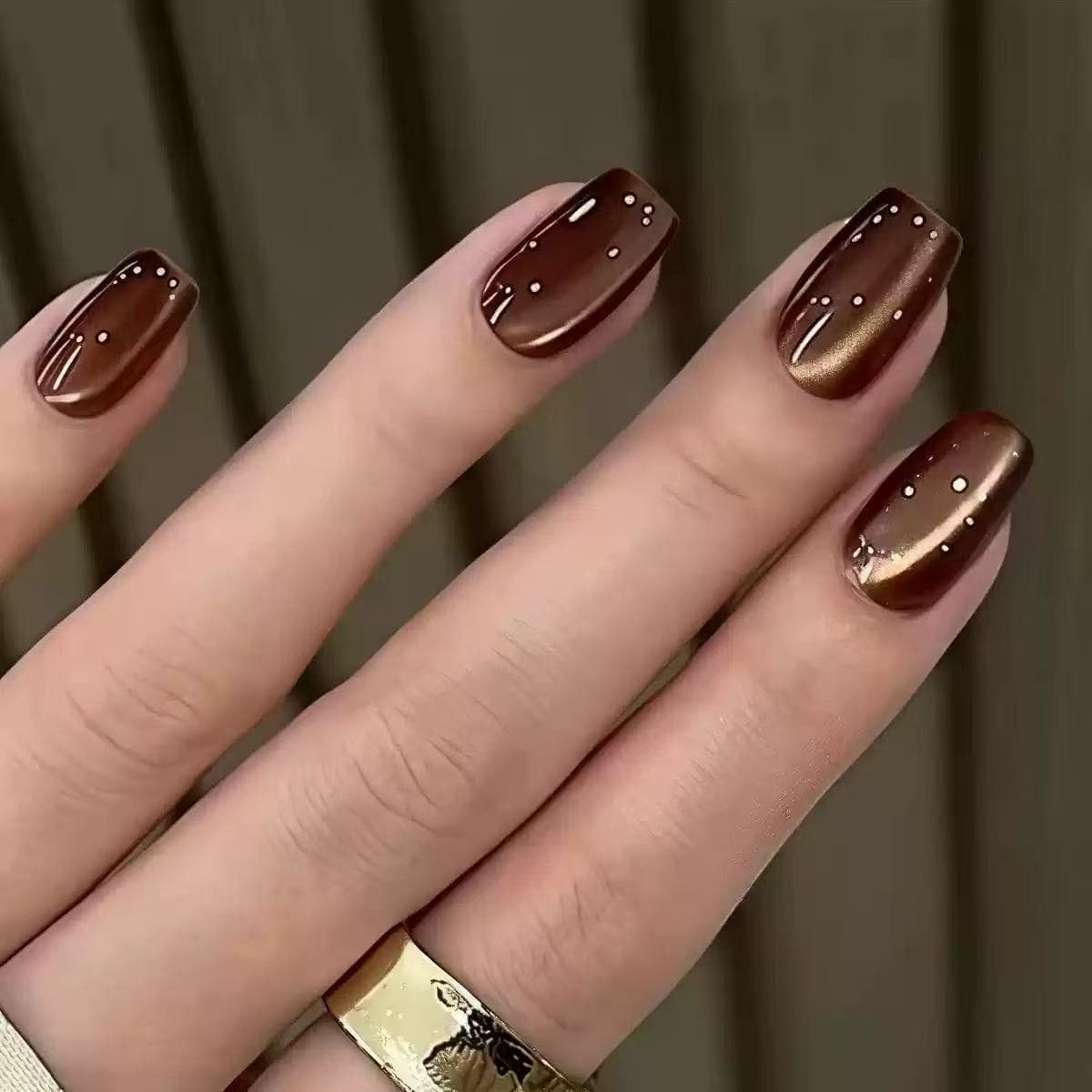 24-Pack Coffee Cat Eye Short Square Press-On Nails, Autumn/Winter Hot Style Cat Eye Wearable Nails, Bronze Mirror Cat Eye