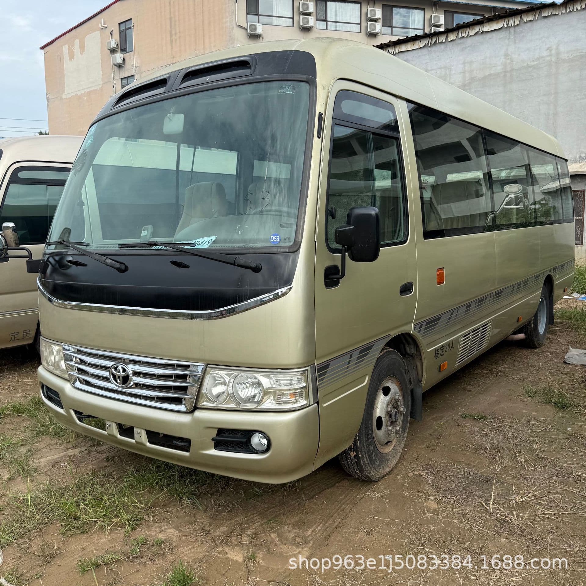 Cross-border Export Used Toyota Coaster 23-Seater Minibus 14-Seater Small Luxury Minibus Shuttle