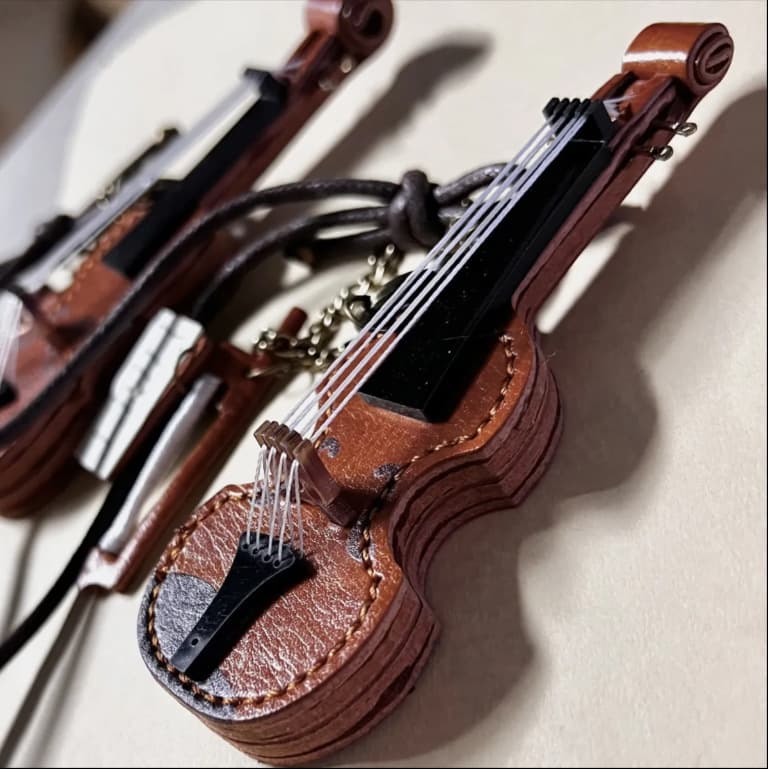 Exquisite Mini Violin, Cello, and Double Bass Bag Charm Decorative Mini Instrument Pendant
