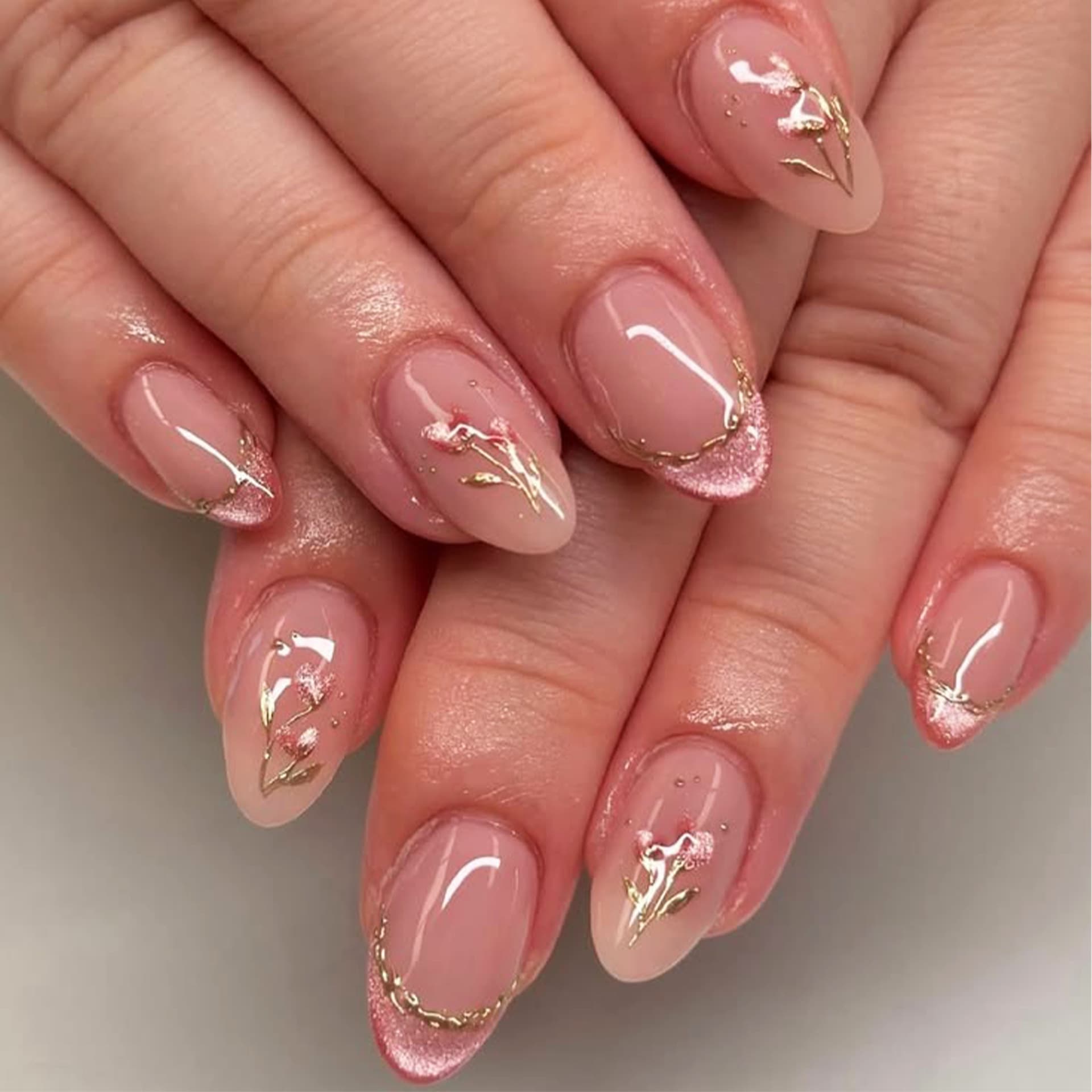Lefan French Cat Eye Press-On Nails Cross-Border Hot Selling Rose Flower False Nails Short Almond Nail Tips Wholesale