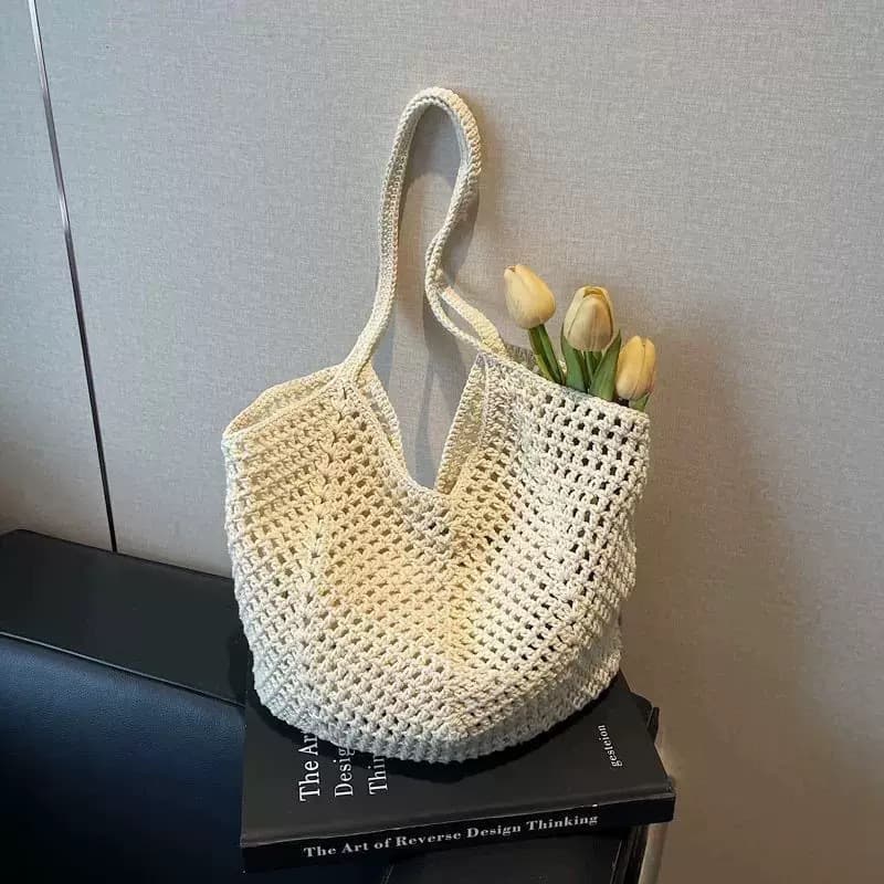 Trending Summer Woven Bag for Women 2026 New Style Artistic Knit Yarn Vacation Beach Bag Shoulder Crossbody Bag