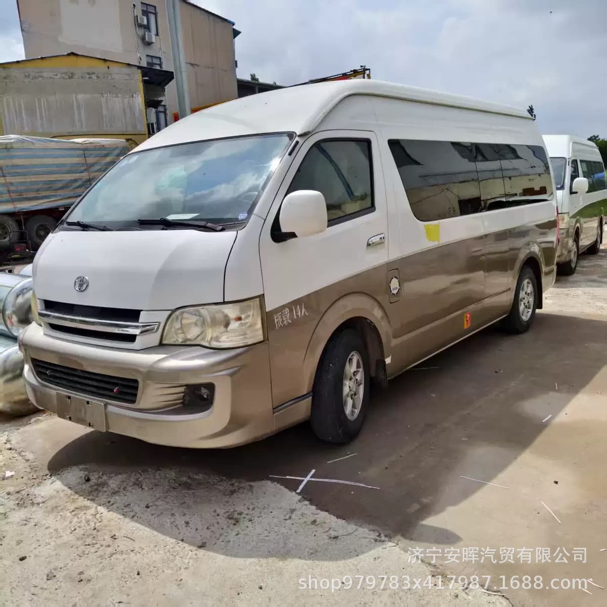 Export Toyota Hiace 14 Seater Minibus Business Vehicle Toyota Gasoline/Diesel Version Coach