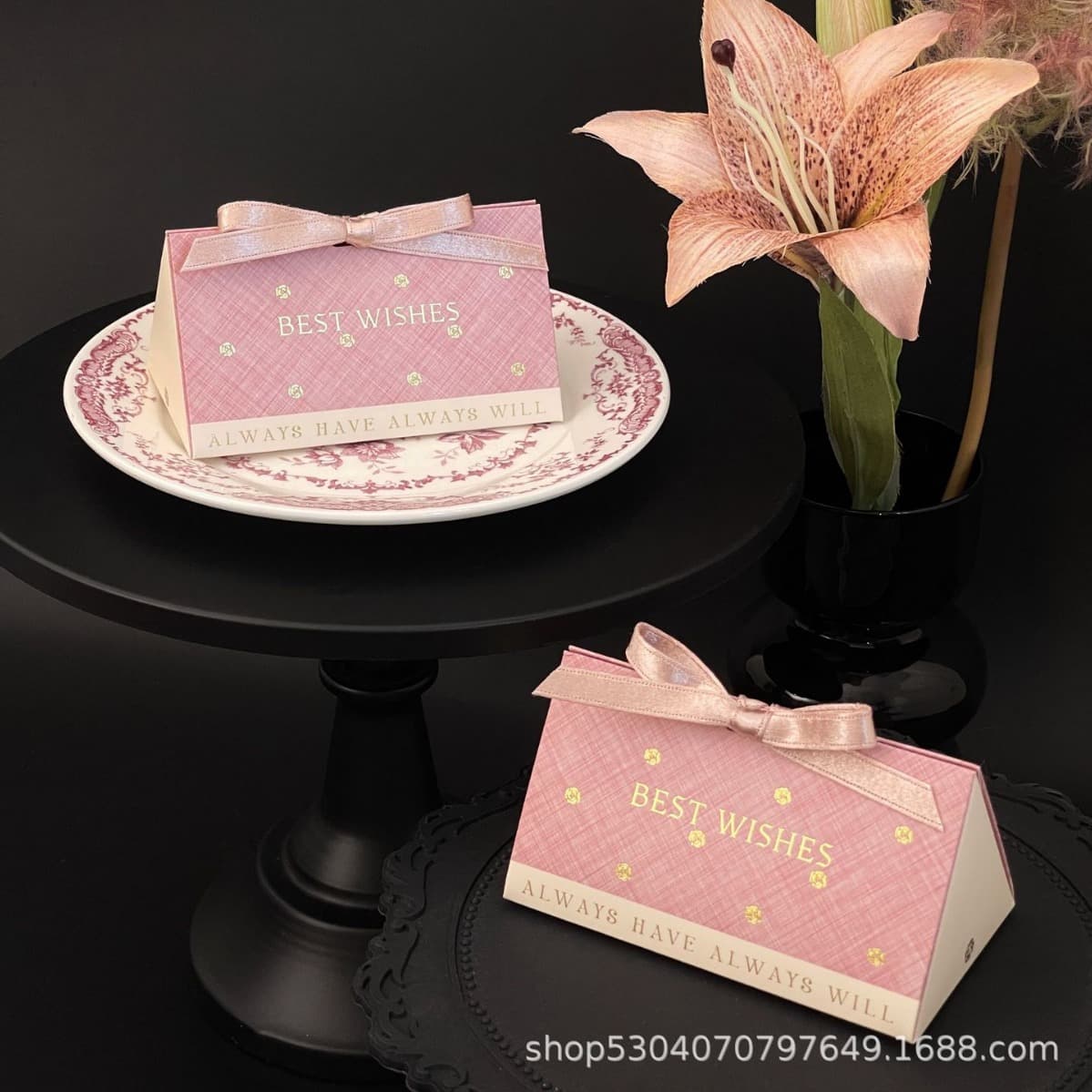 SHARE Xingyepai Original | Gold-Stamped Rose High-Quality Engagement, Marriage Registration, Wedding Candy Packaging Empty Box