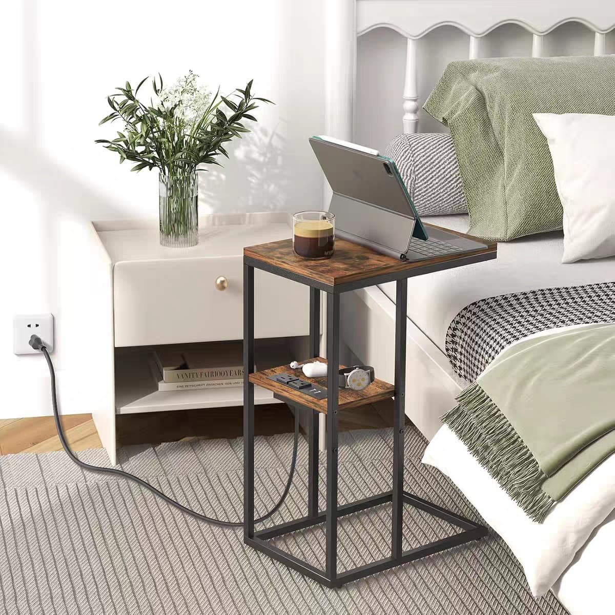 Custom Design Iron Bed Dining Table Sofa Side Coffee Table C-Shaped End Table for Living Room