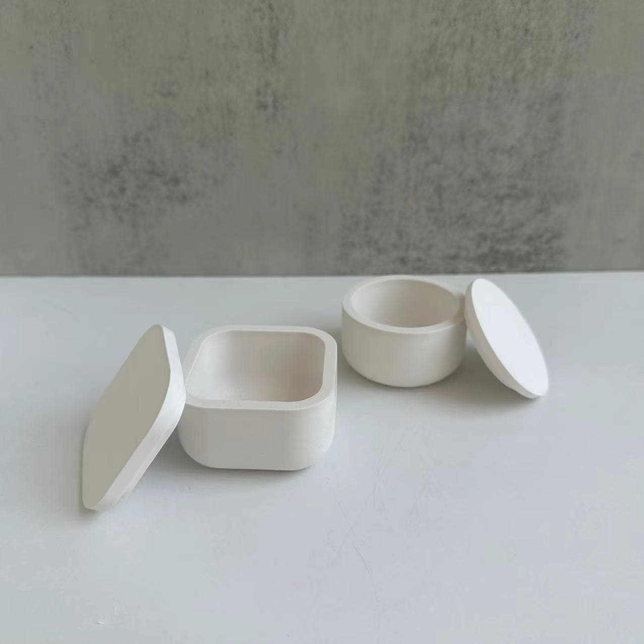 Square and Round Scented Candle Cup Silicone Mold with Lid, Cement Plaster Jar Mold, Mirror Epoxy Resin Mold