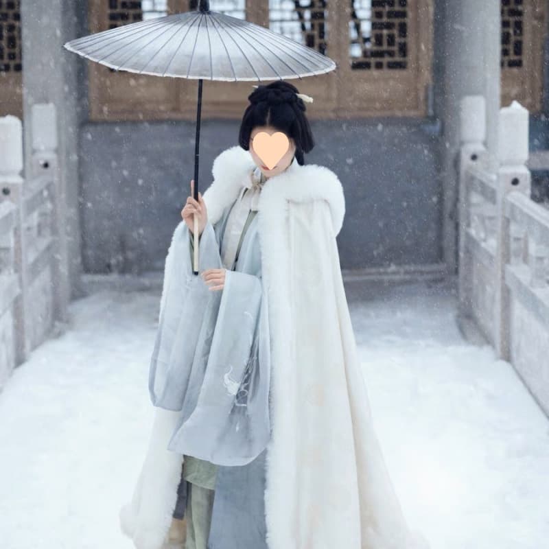 White Wool Cape Hanfu Women's Winter Long Fur Collar Lined Cotton Padded Cloak Ancient Costume Women's Ancient Style Shawl