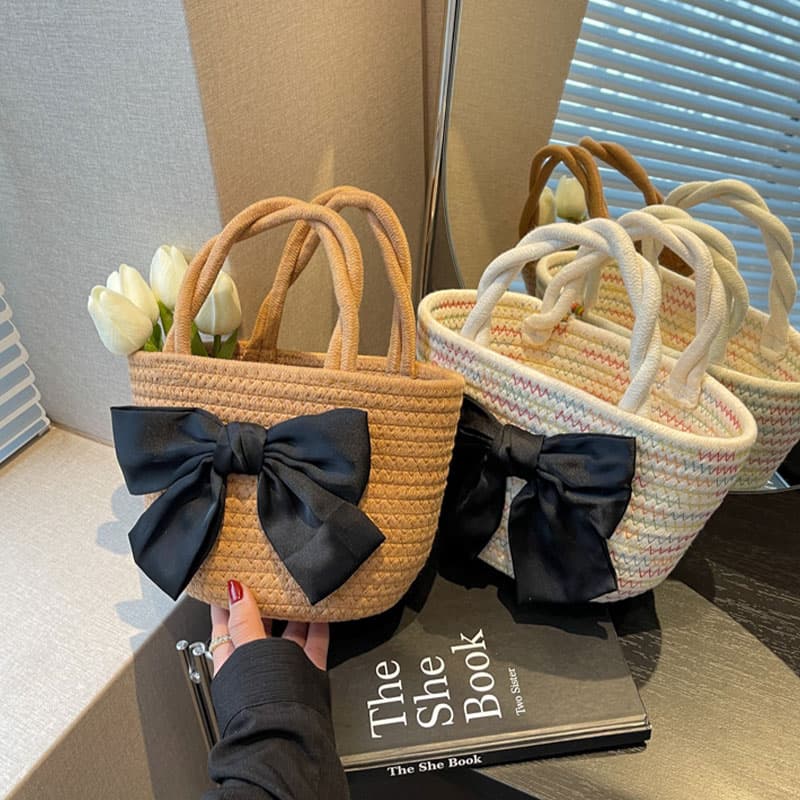 Straw Woven Bag for Women 2026 New Style Bag Summer Niche Rattan Vacation Beach Bag Pastoral Style Handheld Woven Bag