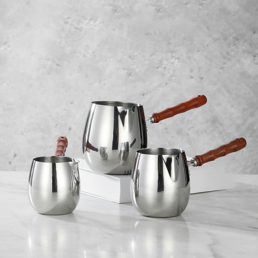 Milk cup 304 stainless steel latte art cup splashing oil small pot hot oil food supplement pot milk pot long handle household pouring oil pot