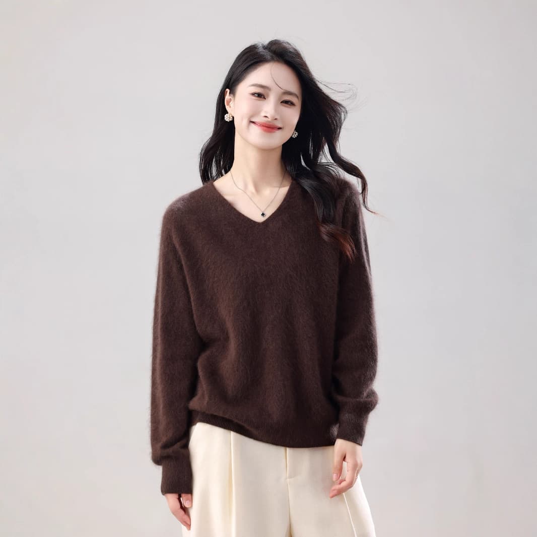 Brushed, new for 2025, 5% cashmere 95% Australian wool, V-neck seamless brushed cashmere women's Puyuan knitwear factory.
