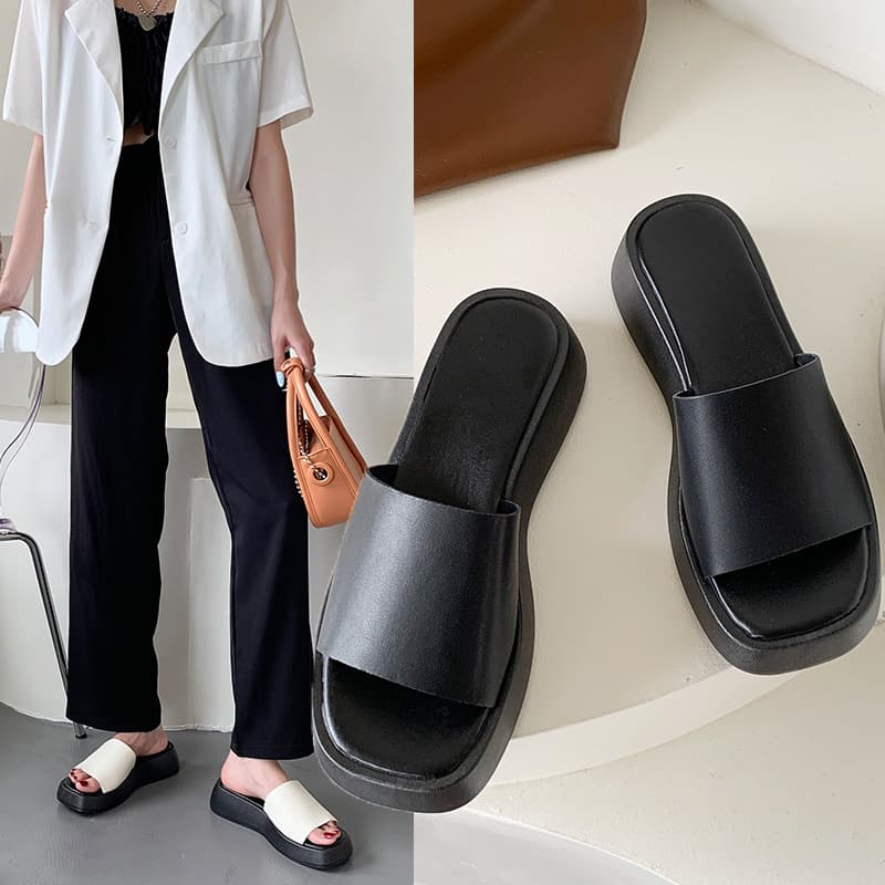 Thick Sole Sandals for Women 2024 Summer New Korean Style Fashion Simple Square Toe Flat One-Strap Slide Sandals Women Trend