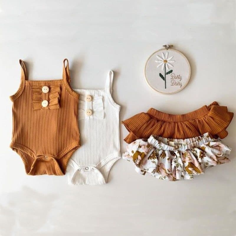Infant and toddler summer clothes for girls, summer sling triangle bag, fart top + culottes two-piece set, thin girls' clothing