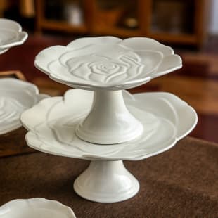 French-style Embossed Ceramic High-footed Fruit Tray Premium Afternoon Tea Dessert Plate Exquisite Display Pastry Snack Plate