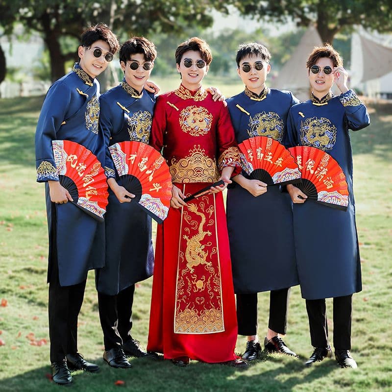 Chinese-style groomsmen outfits, 2025 new style, summer wedding reception, traditional Chinese style Tang suit, long robe and gown.
