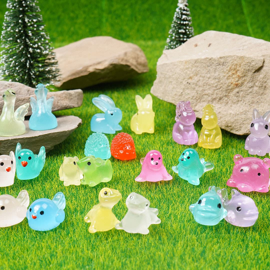Miniature landscape luminous ornaments, resin animal light-up decorations, rabbit and dog DIY accessories for desktops