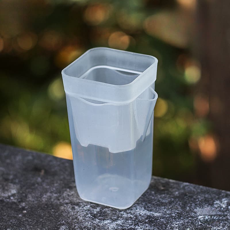 Thickened Semi-Transparent Hydroponic Short Square Plastic Succulent Plant Pot with White Graduated Measuring Cup and Self-Watering Wick