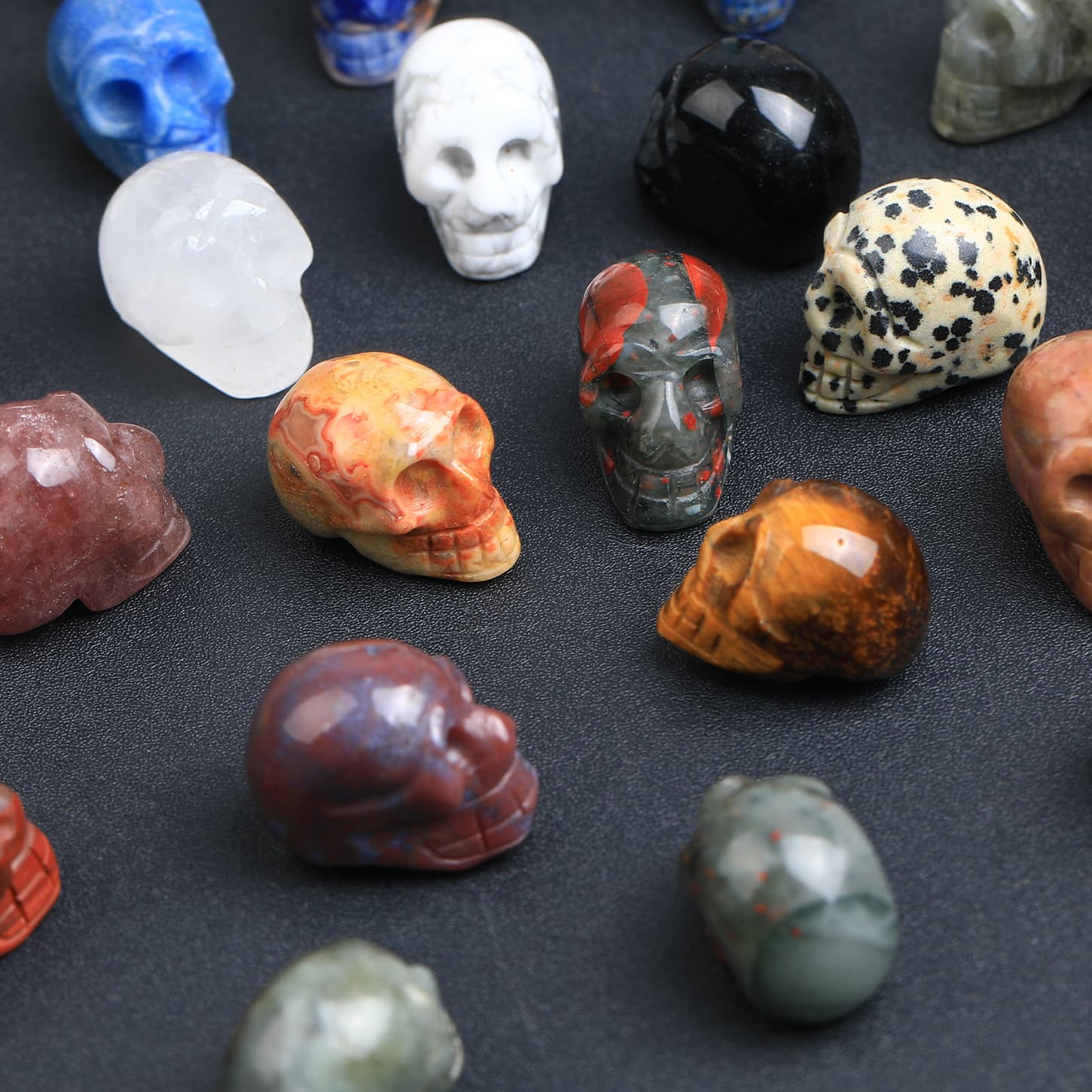 Natural Crystal Raw Stone Carved Skull Model, Crystal Crafts, Home Decorations, Desktop Ornaments