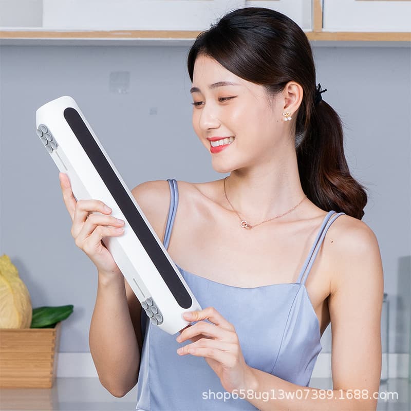 Magnetic + Suction Household Plastic Wrap Cutter, Non-slip Desktop and Fridge Mount for Aluminum Foil and Baking Paper Storage