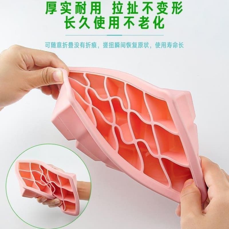 [33,000 people have added this to their favorites] Silicone Ice Cube Tray for Quick Freezing, Commercial and Home Use, with Lid