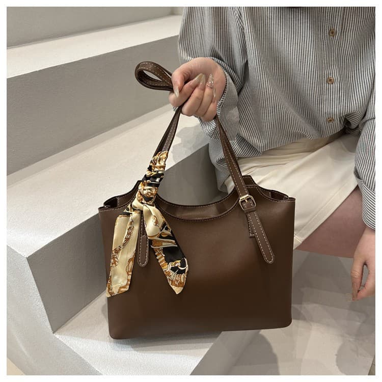 Vintage Handbag Crossbody Bag for Women Large Capacity Shoulder Bag New Korean Style Minimalist Shoulder Tote Bag Handbag
